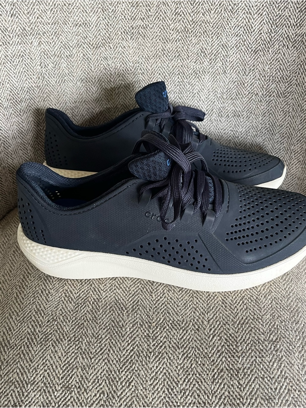 Crocs LiteRide Pacer Navy Blue Sneakers Men’s Size 8 Women’s 10 204967 - Picture 2 of 5